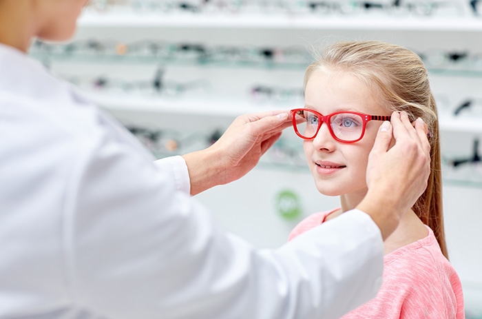 Kako se biraju dečije naočare za vid